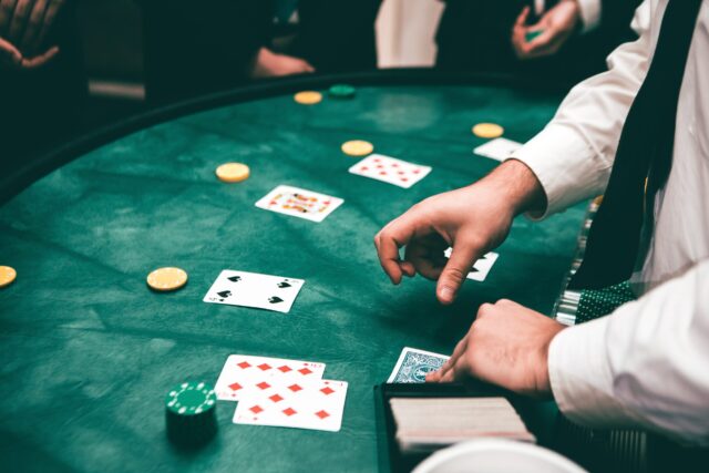 遊雅堂は違法なのか？逮捕されて捕まる危険性はある？