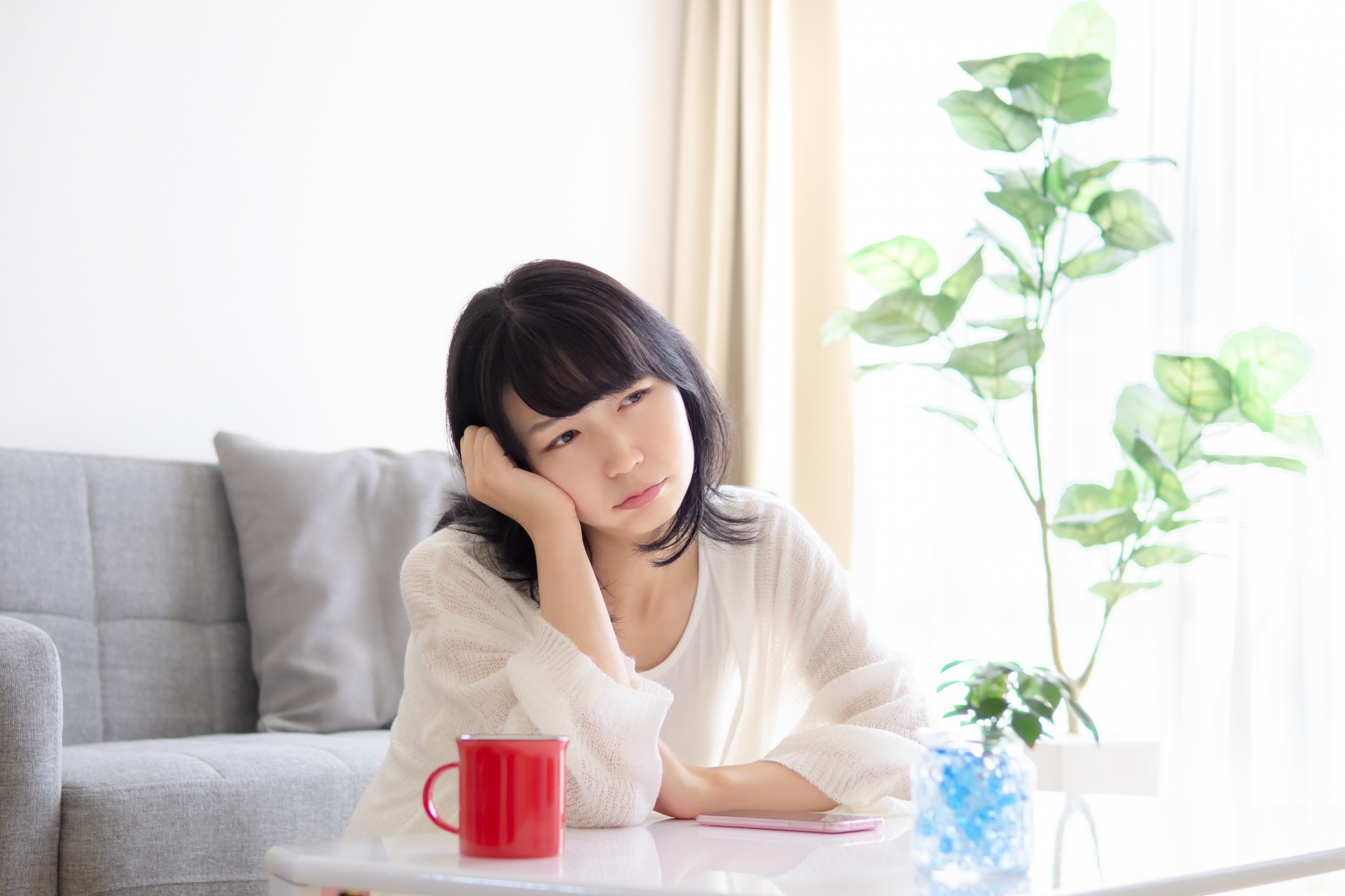 好きな人のために仕事を辞めるのはおかしい？後悔とよかったことは？